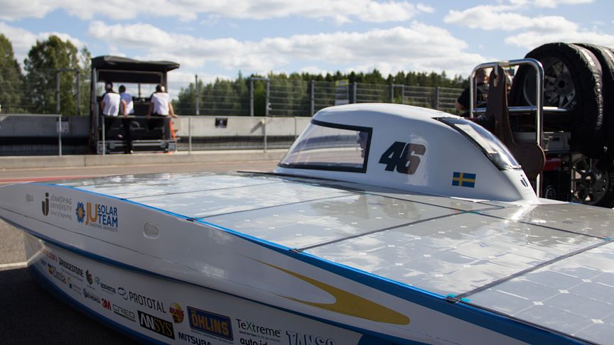 ​JU Solar Team startar i solbilsrace på söndag