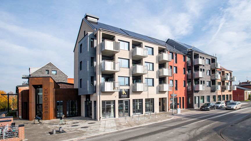 I kvarteret Kryptan har LKF berikat Södra Sandby med bland annat 50 nya lägenheter med hyresrätt samt lokal för ett helt nytt bibliotek till byn – mitt i centrum. Foto: Klas Andersson
