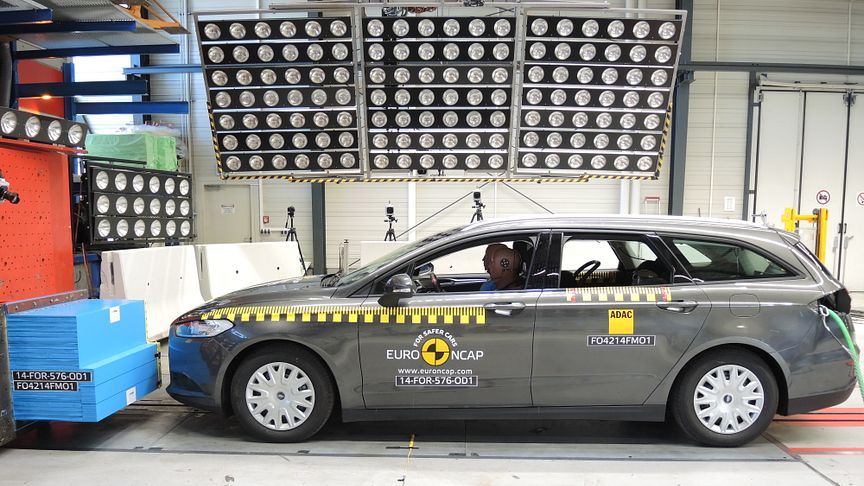 Ny Ford Mondeo fik 5 stjerner i Euro NCAPs test
