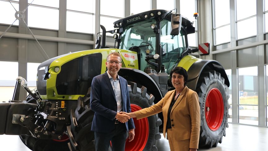 Hans-Christian Ripa, VD Swedish Agro Machinery samt Elke Pankow, Exportchef Rauch.