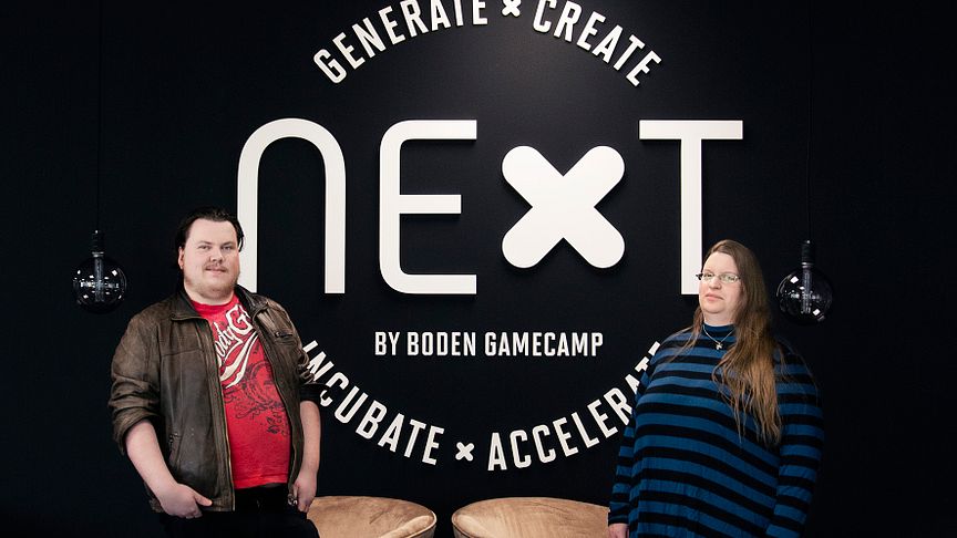 Jens Sundqvist och Ann-Louise Jonsson pitchade två av de idéer som antagits till spelinkubatorn Next. Foto: Elvira Lind/Pressbild