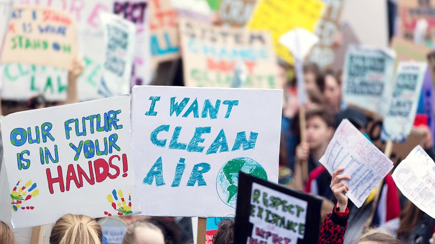 International Children’s Day: young people across the world are almost as concerned about air pollution as COVID-19