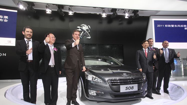 Peugeot på bilsalongen i Peking 2012