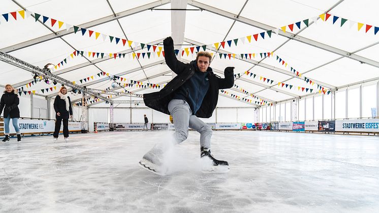 Stadtwerke Eisfestival 2023_24