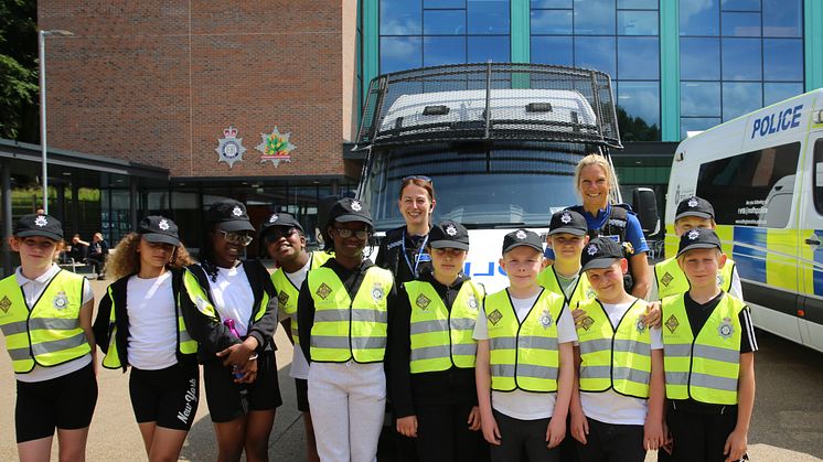 Broxtowe Mini Police visit to Force HQ .mp4