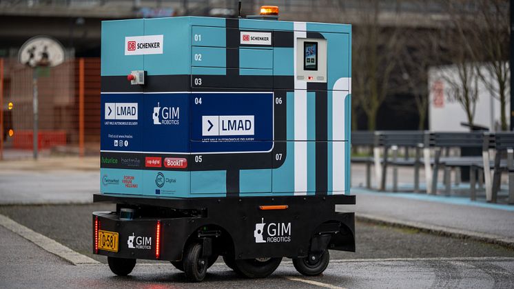Självkörande leveransrobot testas i Helsingfors