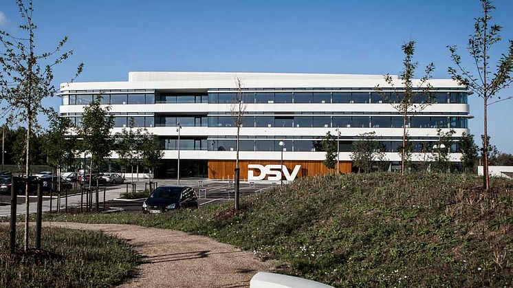 Out of 47,000 employees DSV-wide, approximately 2,000 are employed in Denmark - many of them at headquarters in Hedehusene, pictured here. 