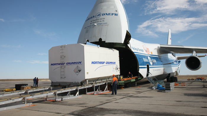 EUTELSAT 5 West B delivered to Baikonur Cosmodrome for pre-launch preparation