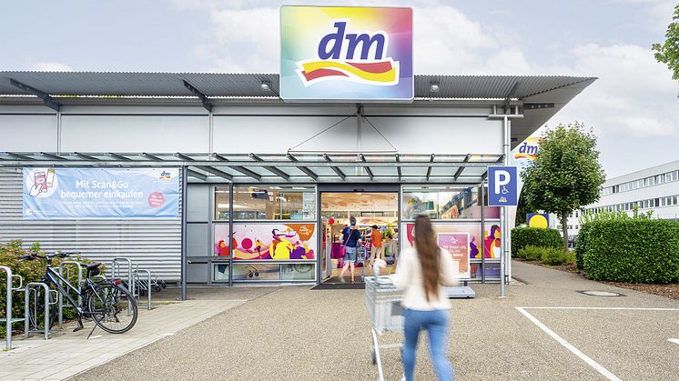 Kundenmonitor 2023: dm ist erneut Deutschlands beliebtester Drogeriemarkt