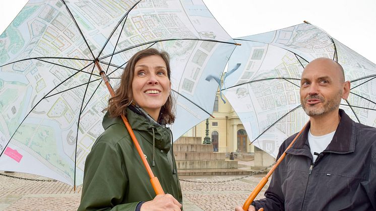 Ylva Berglund och Håkan Strömberg från Stadsmuseet ska svara på göteborgarnas frågor. Foto: Isa Andersson