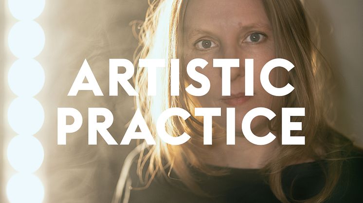 Artistic Practice med instruktør Anja Behrens: ”Scenekunsten kan bringe os i kontakt med de følelser, vi bærer i os”