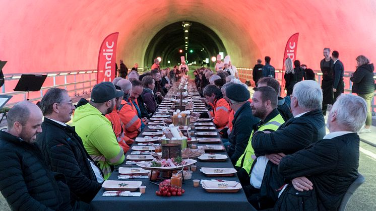 Scandic-hotellene i Stavanger serverte frokost til 100 gjester 250 meter under havet