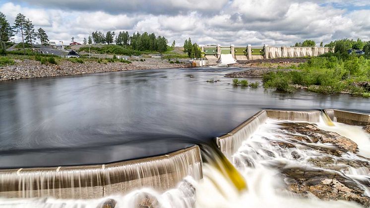 Vattenkraften är idag Sveriges största och viktigaste förnyelsebara energikälla.