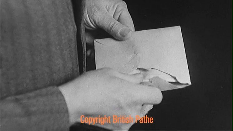 Pay As You Earn (1944) - British Pathe