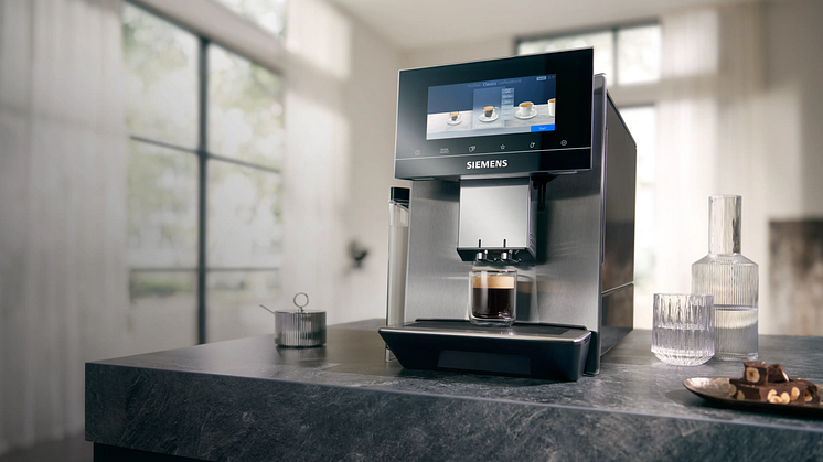 Siemens nya espressomaskin är här – EQ900 frigör de finaste aromerna i varje kaffeböna.