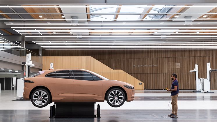 Jaguar åbner unikt designcenter