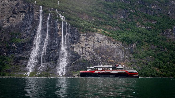 GREENER CRUISING: MS Fridtjof Nansen was built with sustainability in mind. Now, she's named the world's safest and most sustainable cruise ship. Photo: ANDREA KLAUSSNER/Hurtigruten Expeditions