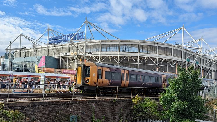West Midlands Railway celebrates successful Commonwealth Games for passengers and volunteers 