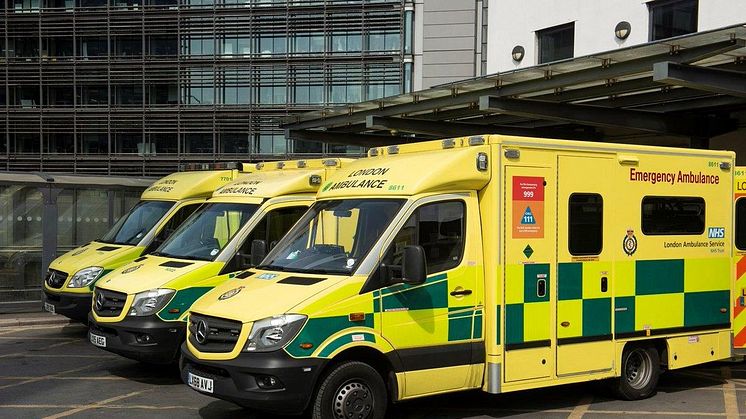 Tens of thousands of emergency patients waited over one hour for ambulances