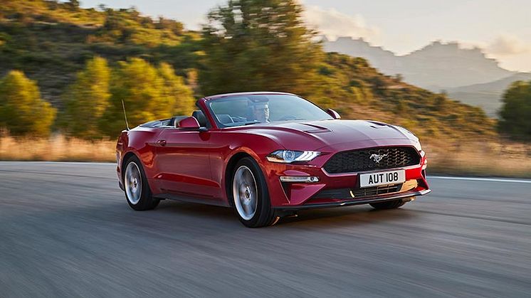 Ford oznámil ceny nového Mustangu pro Českou republiku!