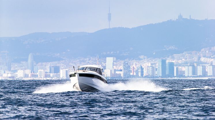 Mit OneHelm können Bootsfahrer kompatible Systeme über das Garmin MFD kontrollieren und steuern.