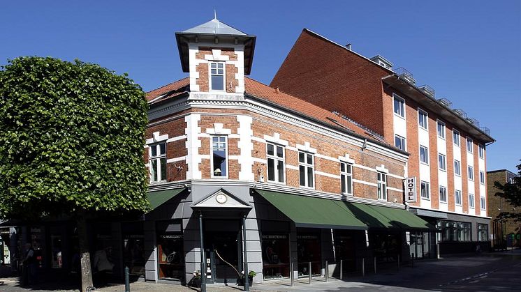 Herning City Hotel, som drives af Jesper og Vinnie Olesen, har indgået partnerskab med Indkøbsforeningen Samhandel