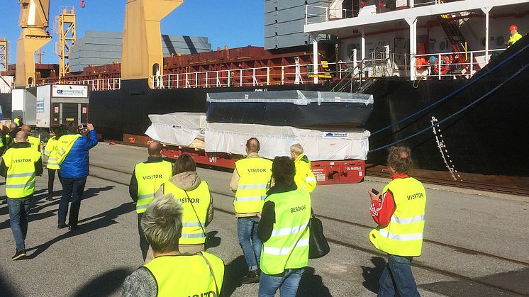 Lastning av projektet för transport till Tristan da Cunha