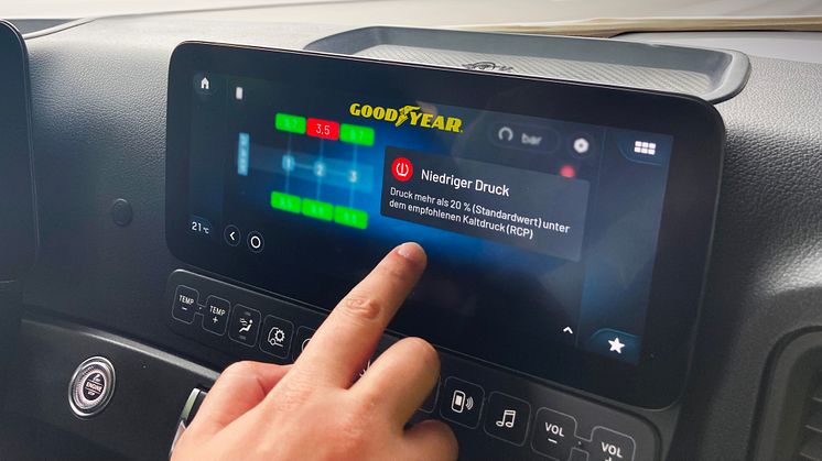 Goodyears DriverHub-applikation ger bättre effektivitet, konkurrenskraft och hållbarhet för Mercedes-Benz-lastbilsförare och åkerier