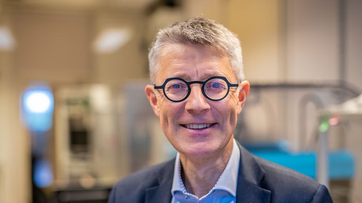 Fredrik Elinder, professor i molekylär neurobiologi, är 2021 års mottagare av Onkel Adams pris för framstående forskning vid Medicinska fakulteten. Foto: Magnus Johansson/Linköpings universitet
