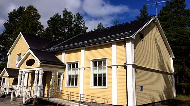 Storfors Folkets hus är ursprungligen från 1909. Omfattande ombyggnation gjordes1946 och en tidigare renovering1977. Huset och omfattar totalt 396 kvadratmeter. Foto: Halldo Lundgren