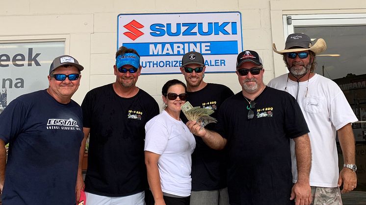 Hi-res image - Mastry Engine Center - Team 10 - 4 BBQ enjoyed success at the Apalachicola Red Snapper Roundup onboard Suzuki outboard-powered Alle Cat