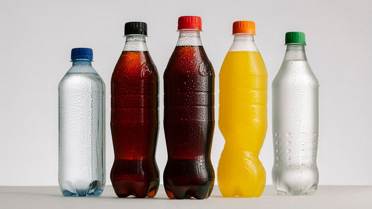 Coca-Colan pullot 100% kierrätettyä muovia