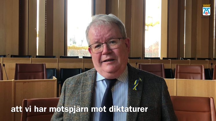 Kommunfullmäktiges ordförande Anders Teljebäck (S) inför kommunfullmäktige 7 april 2022