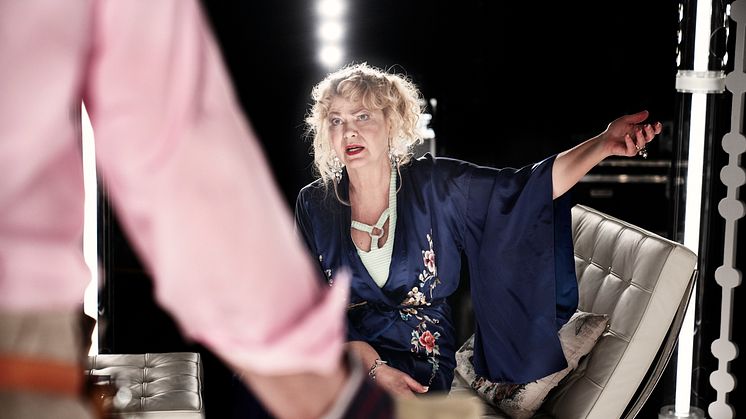 Ing-Marie Carlsson gör en av rollerna i "Arvet", som får möta en liten publik på Folkteatern i vår. Urpremiär 21 april.