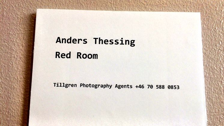 Bildtext till det fotografiska verk av Anders Thessing som visas på Falafelbaren i Stockholm hela sommaren.
