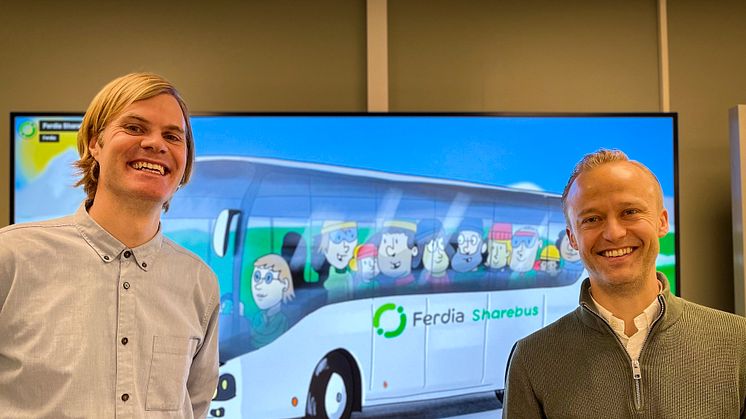 Andreas Feen Sørensen i Norske Kulturarrangører og Ola Hobber Nilsen i Sharebus er fornøyde med miljøsamarbeidet om busstransport for landets arrangører.
