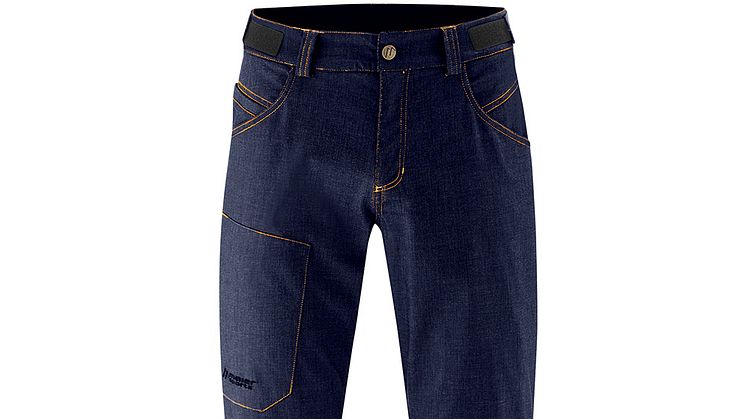Pyrit heißt die Funktionshose für Outdoor und Reise von Maier Sports, die im Look einer Jeans für Furore sorgt.