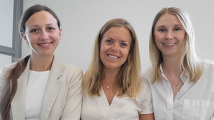 Abelone Tischbein-Madsen, Anna Nordlander och Hanna Nordenö vill skapa ett ökat välmående hos kvinnor genom sin plattform Femillo. 