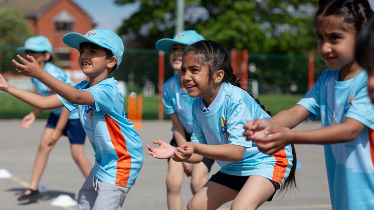 All Stars Cricket kids practice catching - credit Jonathan Cherry