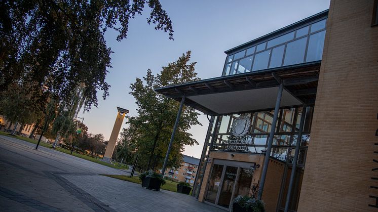Den 16 november är det dags för årets upplaga av ExjobbExpo på Högskolan i Skövde. På mässan får studenter och representanter från företag, organisationer och offentlig sektor möjlighet att träffas och prata om examensarbete.