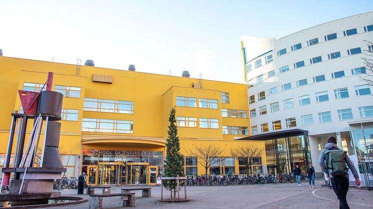 Yrkeshögskolan på Tekniska Högskolan vid Jönköping University får sju av tio sökta utbildningar beviljade av Myndigheten för yrkeshögskolan.
