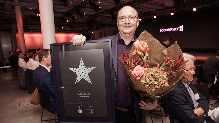 Johan Matsanders, grundare av Färna Odlingar, och stolt vinnare av utmärkelsen Årets Foodservicevara 22. Foto: Evan Pantiel