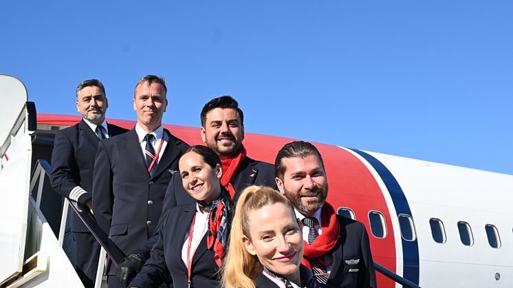 Crew inför första flygningen till Malaga från Stockholm Skavsta Airport