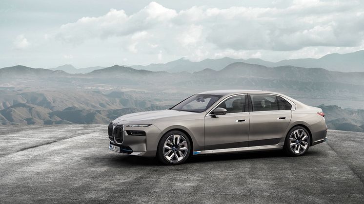 BMW esittelee täysin uuden 7-sarjan luksusmalliston