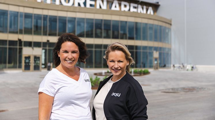 Till vänster; Elvira Johansson, chef privat- och företagsmarknad. Till höger, Marie-Louise Jarlenfors, sportchef/vd IKSU Foto: Robert Ekblom, Electric Films