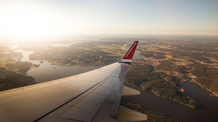 Norwegian offers customers CO2-offsetting and becomes first airline to sign UN climate action initiative
