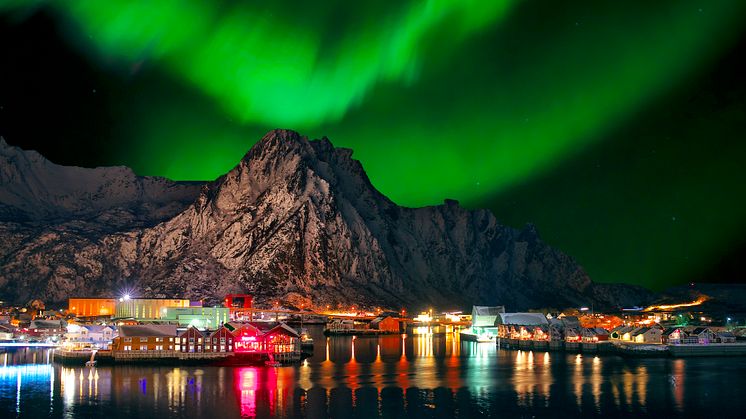Northern_lights_Svolvar_Norway_HGR_101238_Photo_Photo_Competition