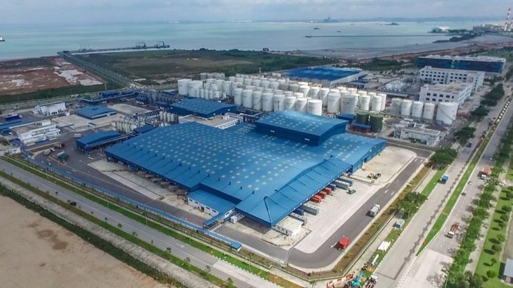 The new Shell Tuas lubricants plant in Singapore. (Photo by Shell)