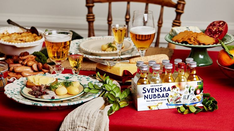 Med Svenska Nubbar matchar du julmaten med snapsen på bästa sätt