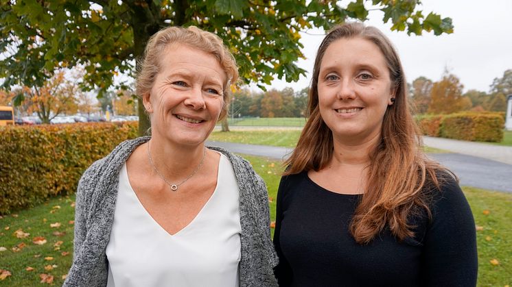 Monica Svensson och Ulrika Palmgren, som skrivit varsin masteruppsats om mellanchefernas roll, har bollat idéer och kommit fram till att de olika aspekterna faktiskt hänger ihop.